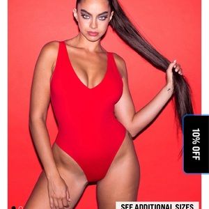 Ta3 high cut plungy suit NWOT